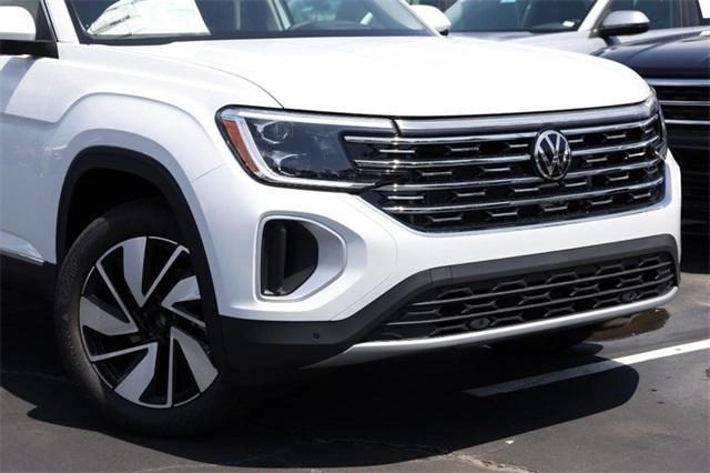 new 2024 Volkswagen Atlas car, priced at $42,999