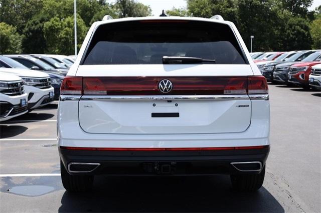 new 2024 Volkswagen Atlas car, priced at $42,999