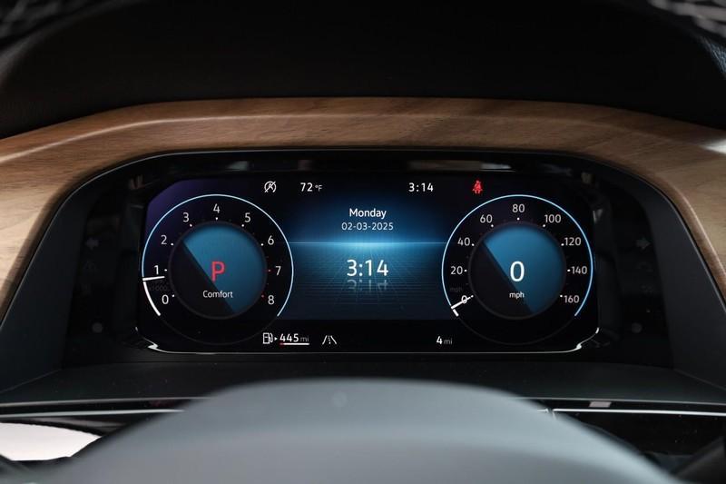 new 2025 Volkswagen Atlas car, priced at $44,061