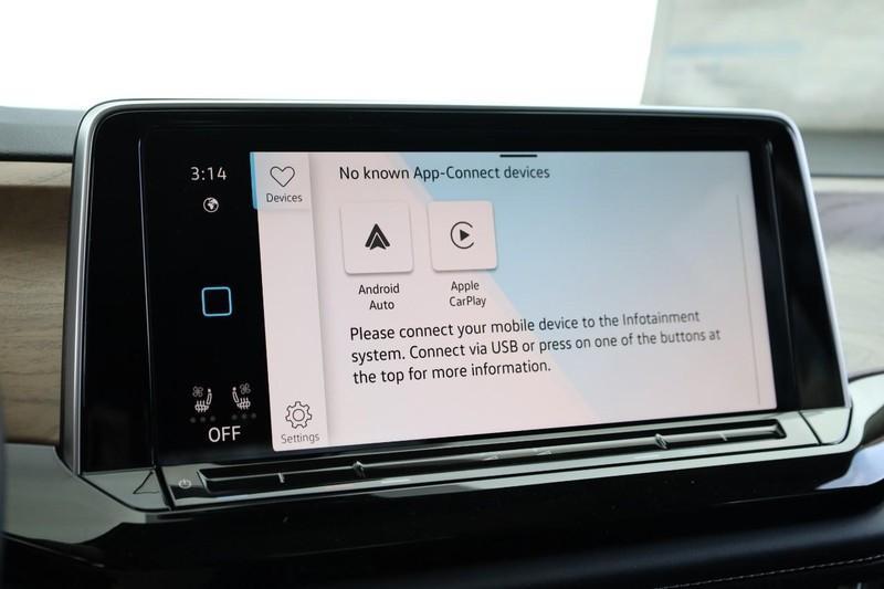 new 2025 Volkswagen Atlas car, priced at $44,061
