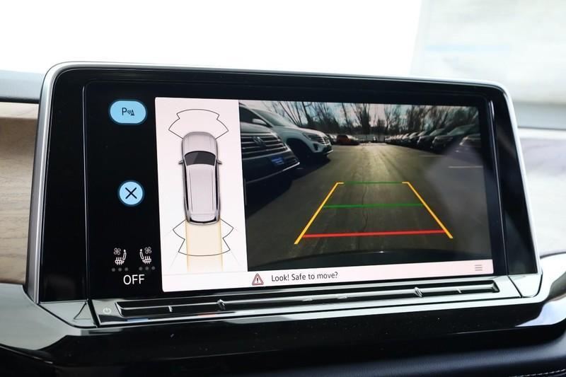 new 2025 Volkswagen Atlas car, priced at $44,061