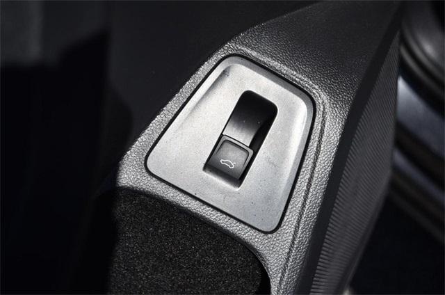 used 2022 Volkswagen Tiguan car, priced at $21,500