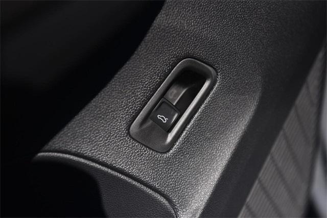 new 2025 Volkswagen Atlas car, priced at $44,841
