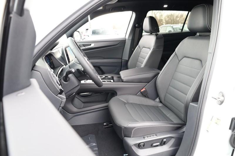 new 2025 Volkswagen Atlas Cross Sport car, priced at $46,533