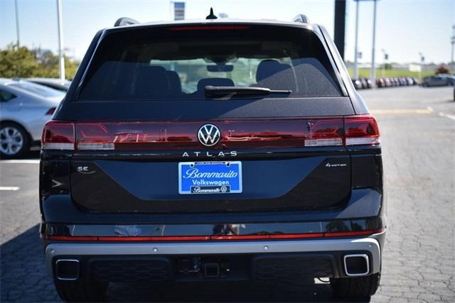 new 2024 Volkswagen Atlas car, priced at $40,500