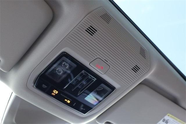 new 2026 Volkswagen Atlas car, priced at $49,710