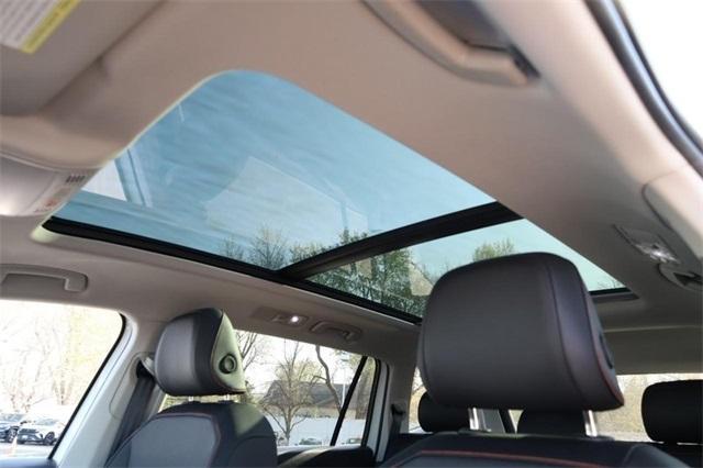 new 2024 Volkswagen Tiguan car, priced at $30,360