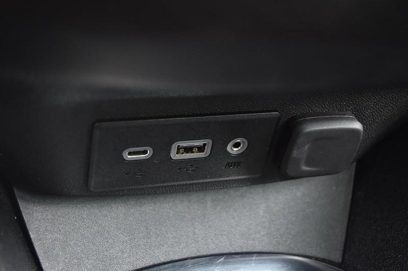 used 2024 Chevrolet Malibu car, priced at $19,995