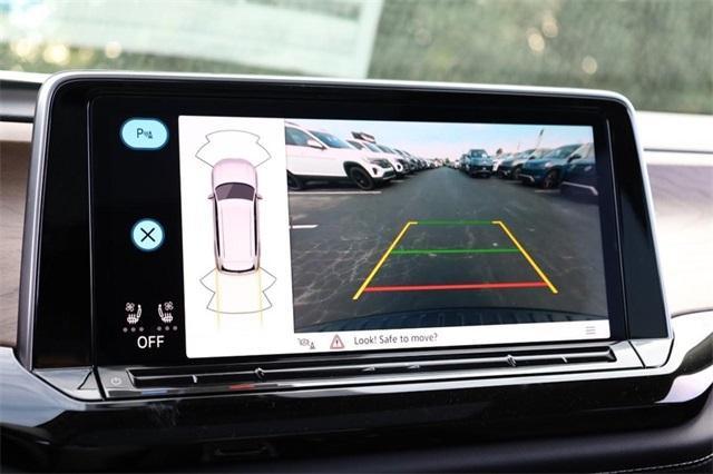 new 2026 Volkswagen Atlas car, priced at $46,063