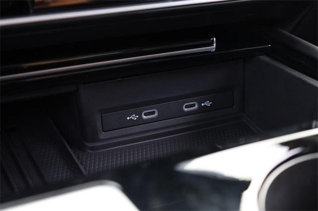 new 2026 Volkswagen Atlas car, priced at $46,063