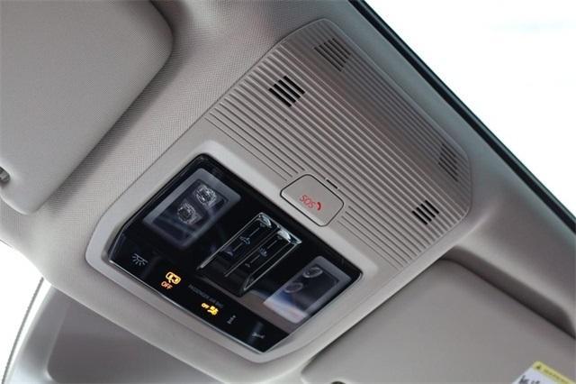 new 2026 Volkswagen Atlas car, priced at $46,063