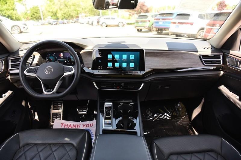 used 2024 Volkswagen Atlas car, priced at $44,495