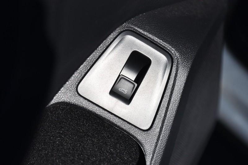 used 2023 Volkswagen Tiguan car, priced at $25,995