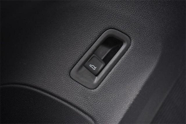 used 2024 Volkswagen Atlas car, priced at $37,495