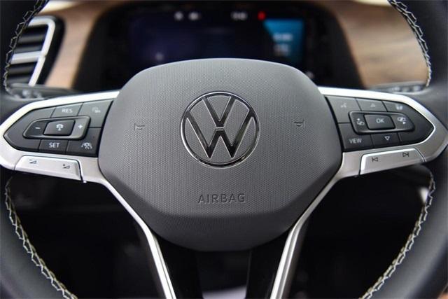 used 2024 Volkswagen Atlas car, priced at $37,495