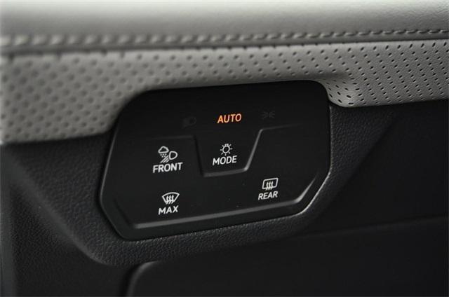 new 2025 Volkswagen Atlas car, priced at $40,995