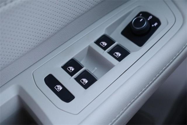 new 2026 Volkswagen Atlas car, priced at $41,339