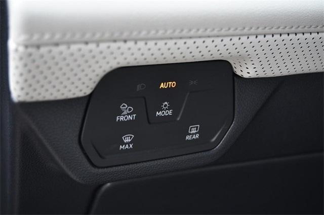 new 2026 Volkswagen Atlas Cross Sport car, priced at $51,650