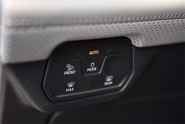 new 2025 Volkswagen Atlas car, priced at $47,396