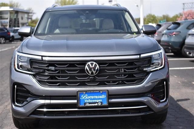 new 2025 Volkswagen Atlas car, priced at $51,548