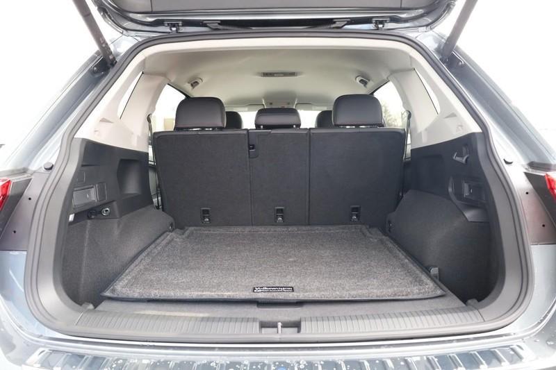 new 2024 Volkswagen Tiguan car, priced at $30,671