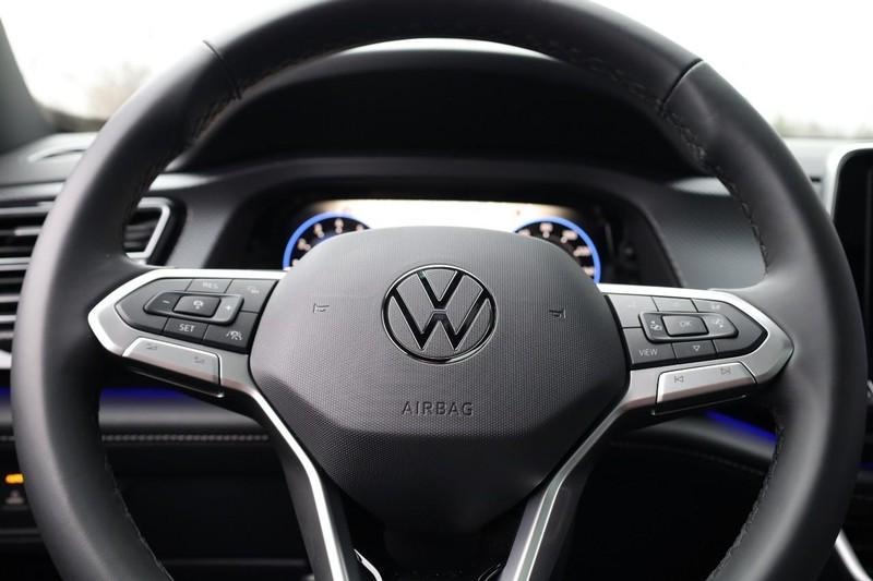 new 2025 Volkswagen Atlas Cross Sport car, priced at $50,762