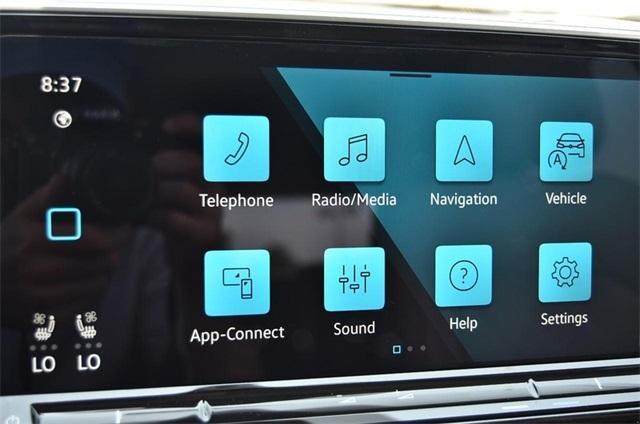 new 2025 Volkswagen Atlas car, priced at $53,946