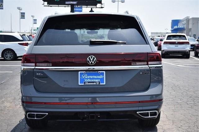 new 2025 Volkswagen Atlas car, priced at $53,946