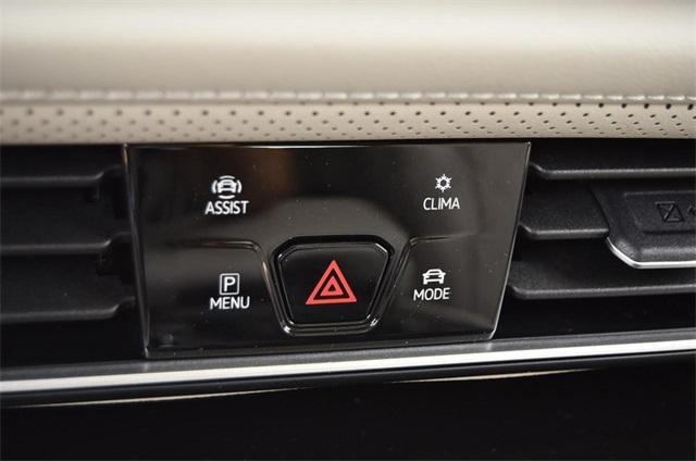 new 2025 Volkswagen Atlas car, priced at $53,946