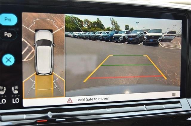 new 2025 Volkswagen Atlas car, priced at $53,946