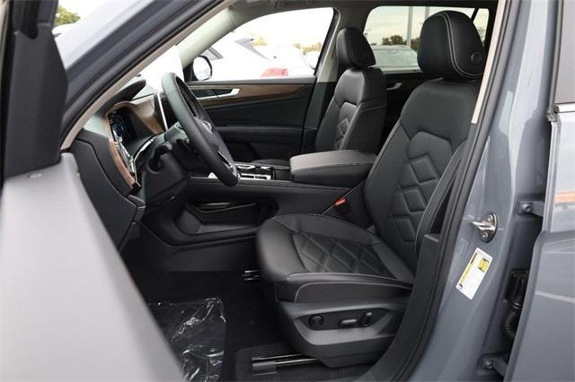 new 2026 Volkswagen Atlas car, priced at $46,959