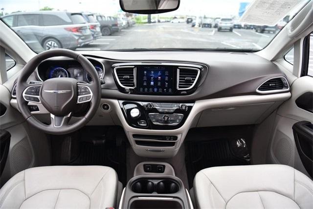 used 2017 Chrysler Pacifica car, priced at $11,495
