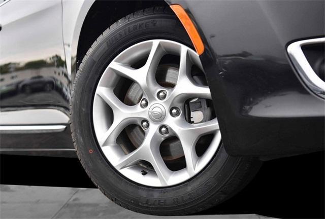 used 2017 Chrysler Pacifica car, priced at $11,495