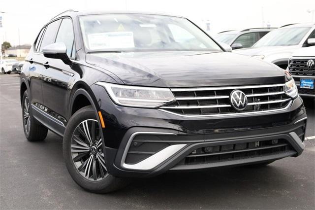 new 2024 Volkswagen Tiguan car, priced at $28,889