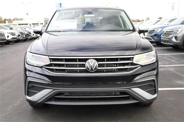 new 2024 Volkswagen Tiguan car, priced at $28,889