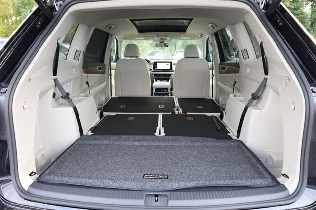 new 2026 Volkswagen Atlas car, priced at $47,022