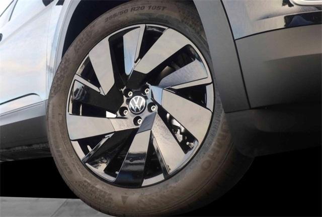 new 2026 Volkswagen Atlas car, priced at $47,022