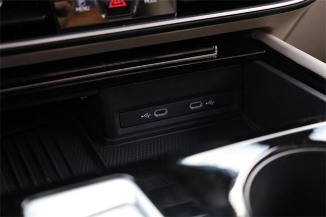 new 2026 Volkswagen Atlas car, priced at $47,022