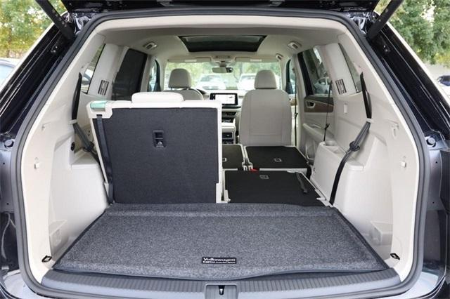 new 2026 Volkswagen Atlas car, priced at $47,022