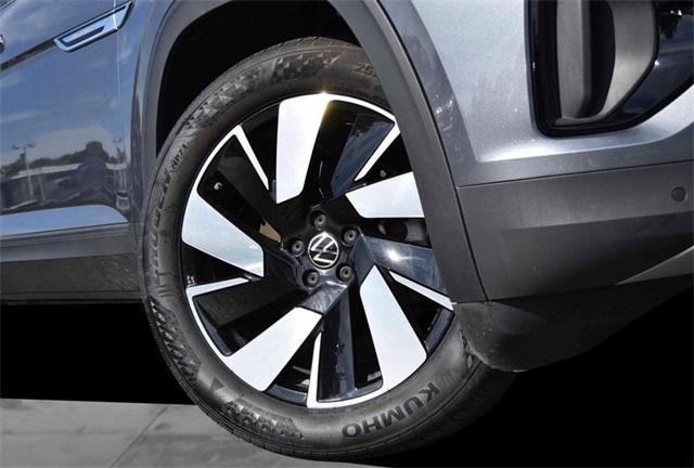 used 2025 Volkswagen Atlas Cross Sport car, priced at $36,995