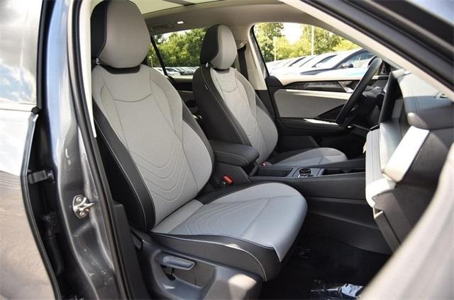 new 2025 Volkswagen Tiguan car, priced at $35,480