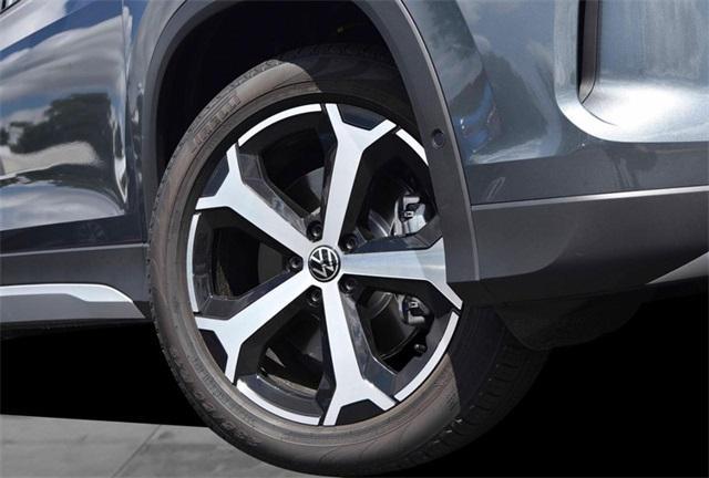 new 2025 Volkswagen Tiguan car, priced at $35,480