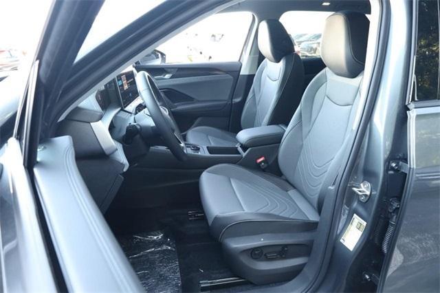 new 2025 Volkswagen Tiguan car, priced at $35,270