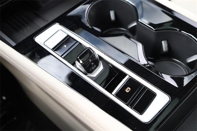 new 2025 Volkswagen Atlas car, priced at $45,572