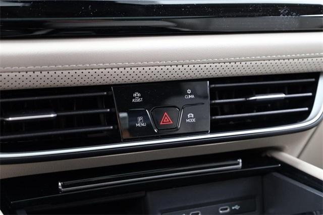 new 2025 Volkswagen Atlas car, priced at $45,572
