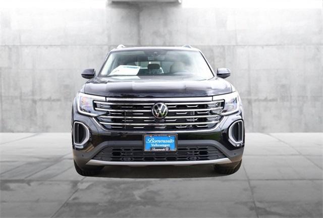 new 2025 Volkswagen Atlas car, priced at $45,572