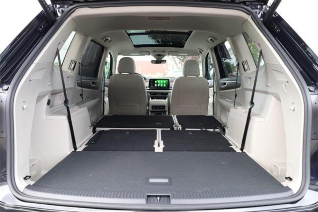 new 2025 Volkswagen Atlas car, priced at $45,572