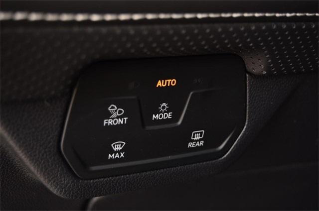 new 2026 Volkswagen Atlas Cross Sport car, priced at $51,845