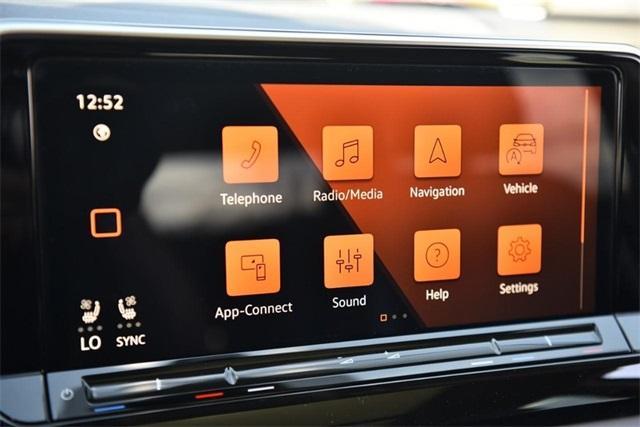new 2025 Volkswagen Atlas car, priced at $46,396