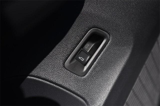 new 2025 Volkswagen Atlas car, priced at $46,396